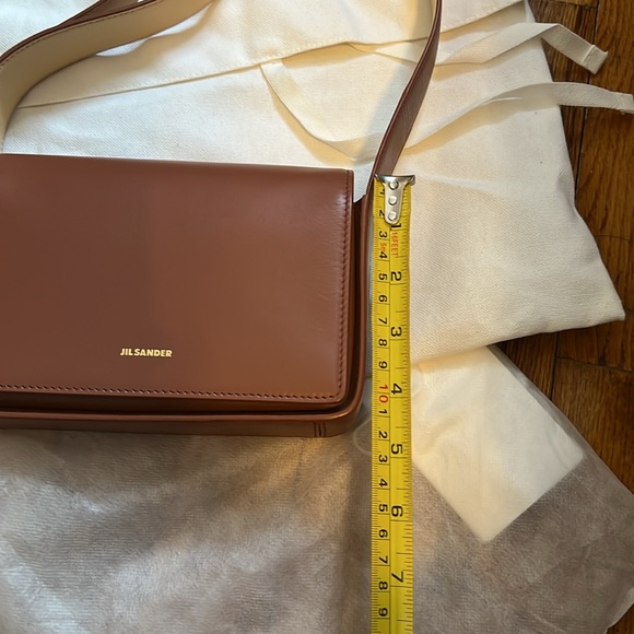 Jil sander shoulder bag in like new condition- comes with dustbag - Picture 6 of 11